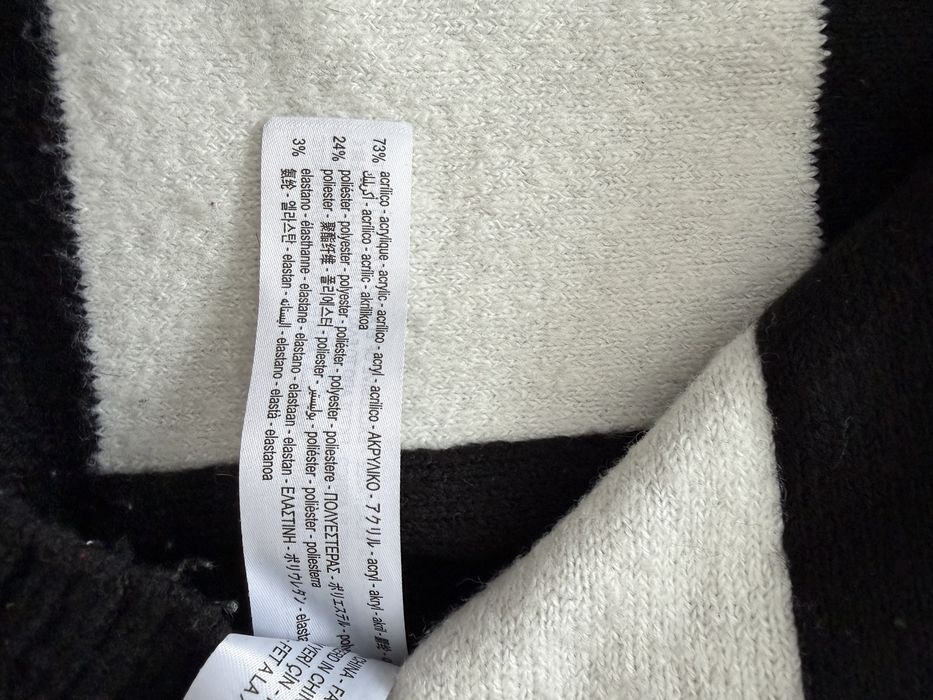 Sweter czarno biały w kratę szachownice 34/XS Bershka