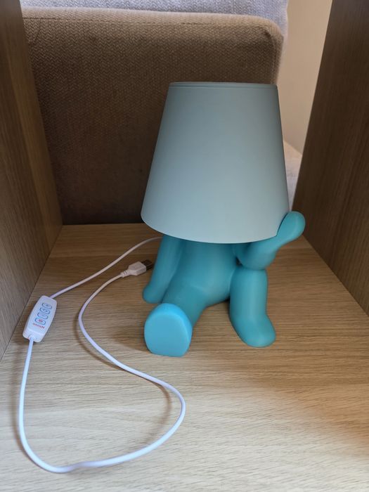 Candeeiro boneco minimalista led