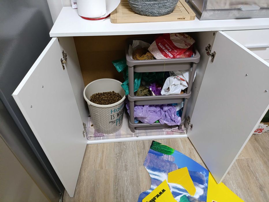 Móvel branco arrumação