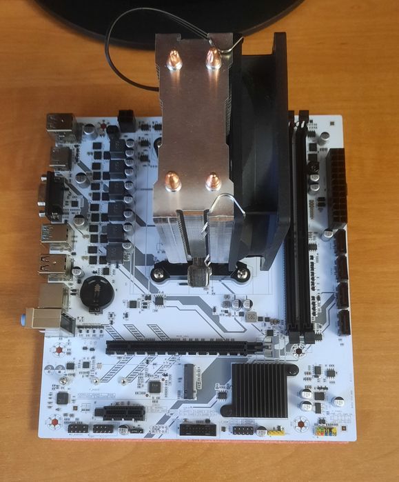 AMD Ryzen 5 2600,  B450, Охолодження комплект