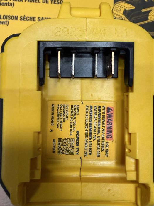 Dewalt DCF630 Шуруповерт для  гіпсокартону !!