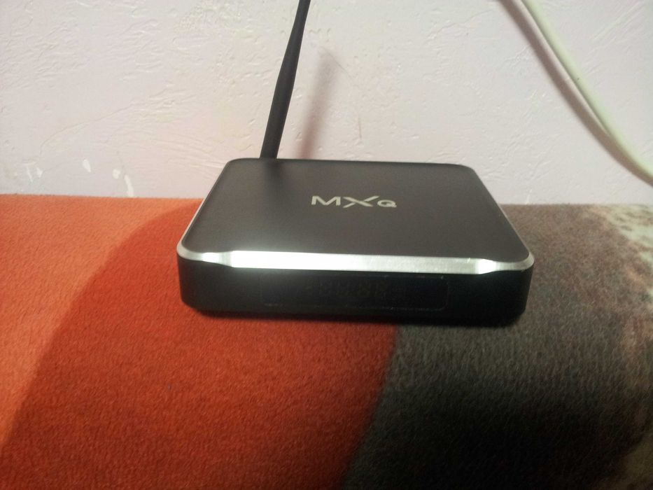 MXQ M10 Android TV Box