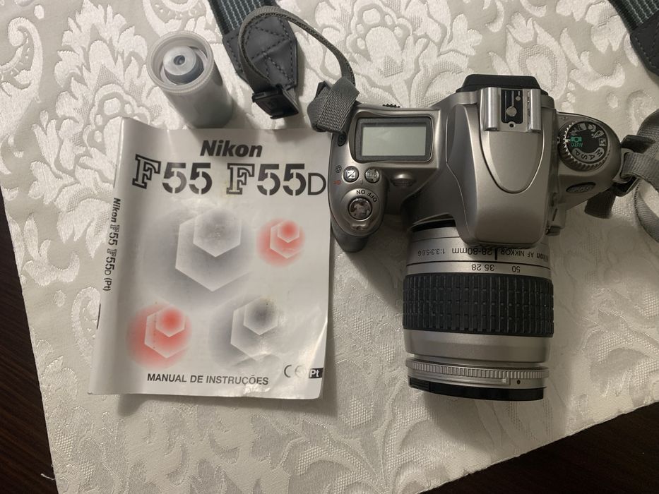 Maquina fotográfica Nikon F55 Rolo