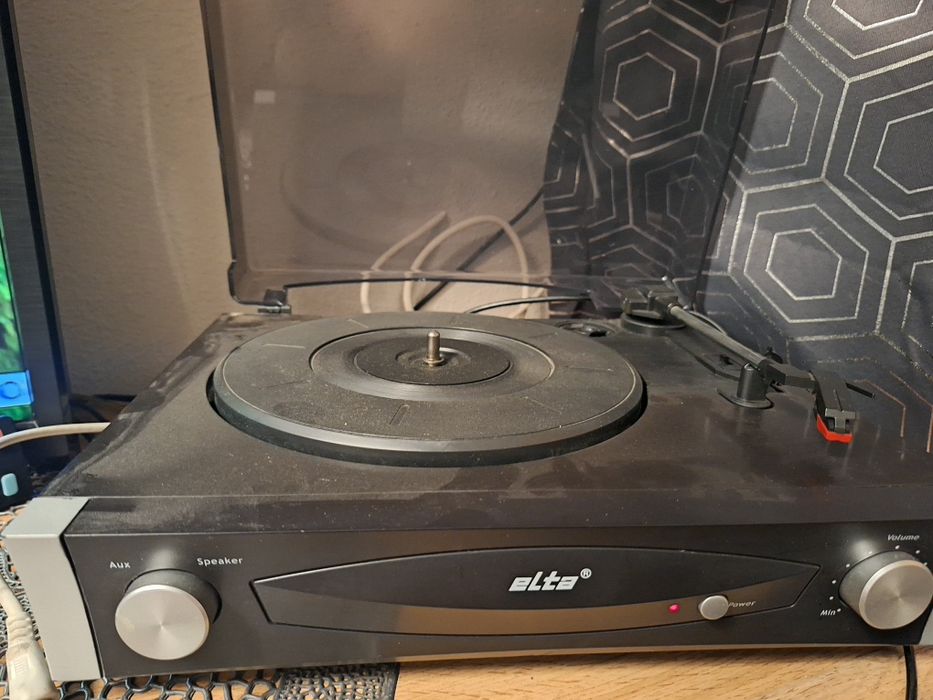 Gramofon elta M 2950