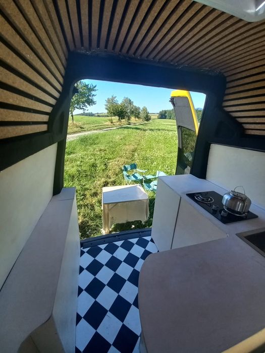 VW T5 l2h3 kamper campervan, 4-osobowy, Kuchnia, WC, panele PV, nugget