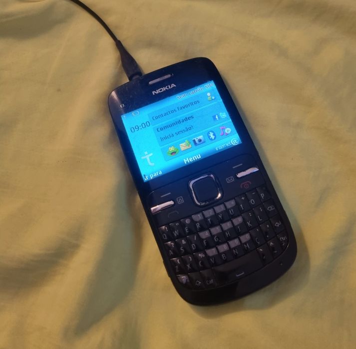 Telémovel Nokia C3 usado