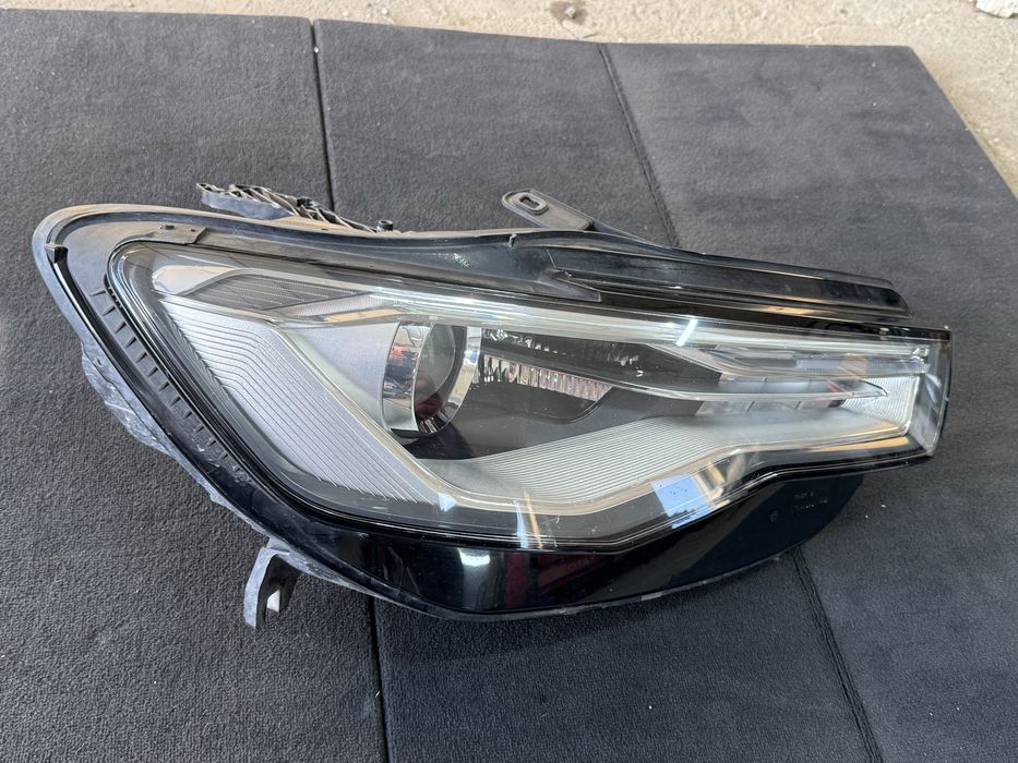 Lampa prawy przod Audi A6 C7