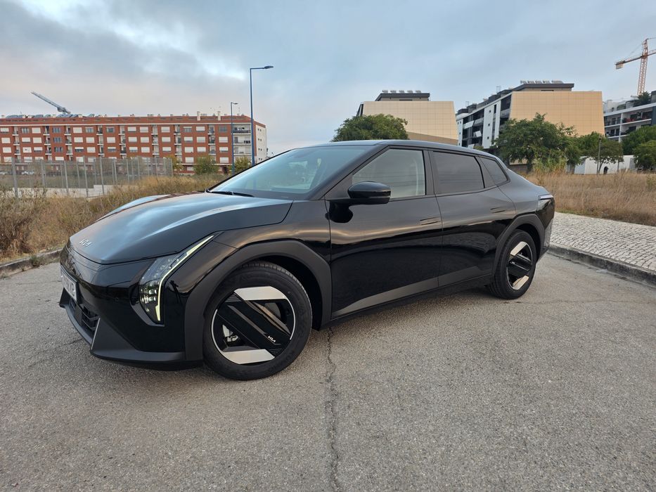 KIA EV4 FASTBACK LONG RANGE UPGRADE 81.4 kWh 204cv