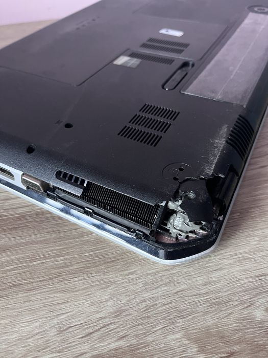 Ноутбук HP ENVY dv7 17.3" Intel Core i7 2.4 GHz 8 GB RAM 750 GB HDD