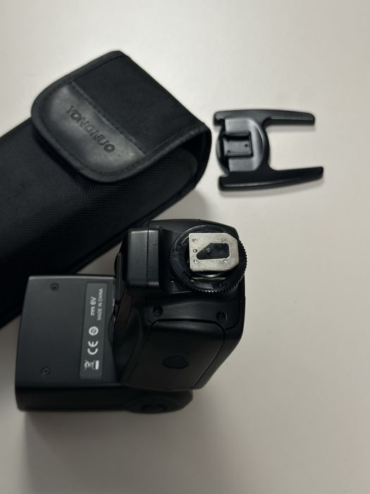 Спалах yongnuo 560 IV
