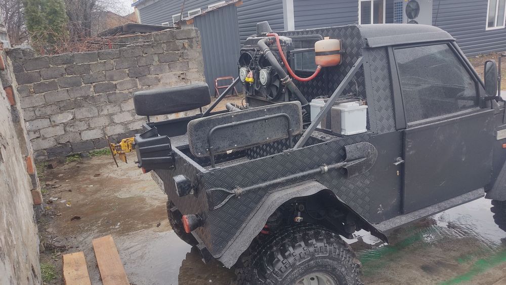 Продам вездеход танк для бездорожя