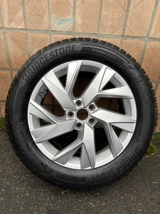 Продам диски R18 5x112 Volkswagen Оригінальні з датчиками тиску