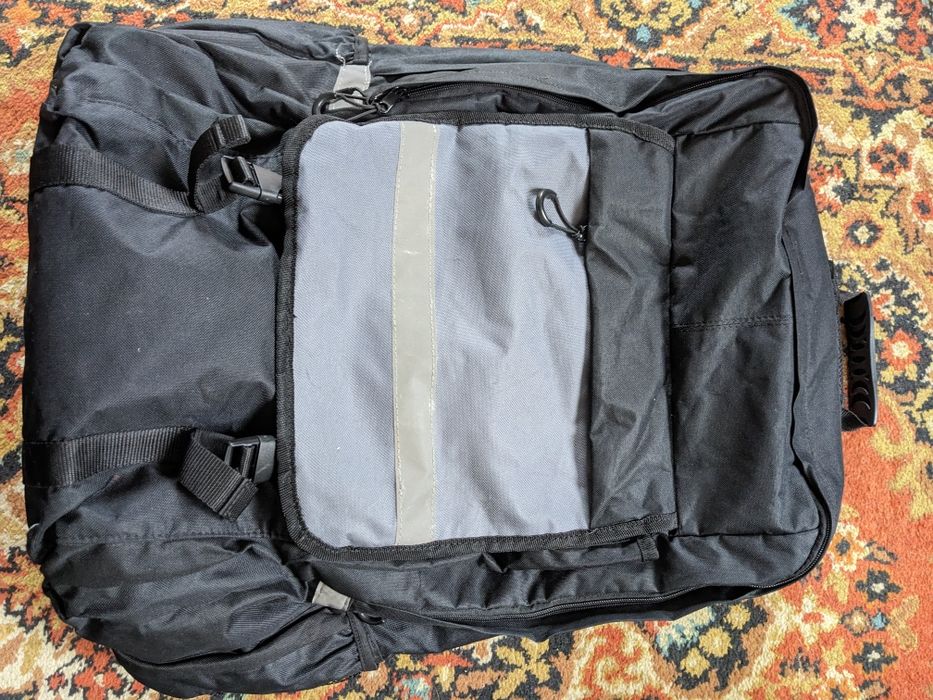 Рюкзак Quechua 30 л. Большой рюкзак с чехлом от дождя. Брезентовый рюкзак.