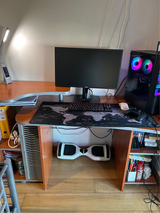 Secretária de Madeira