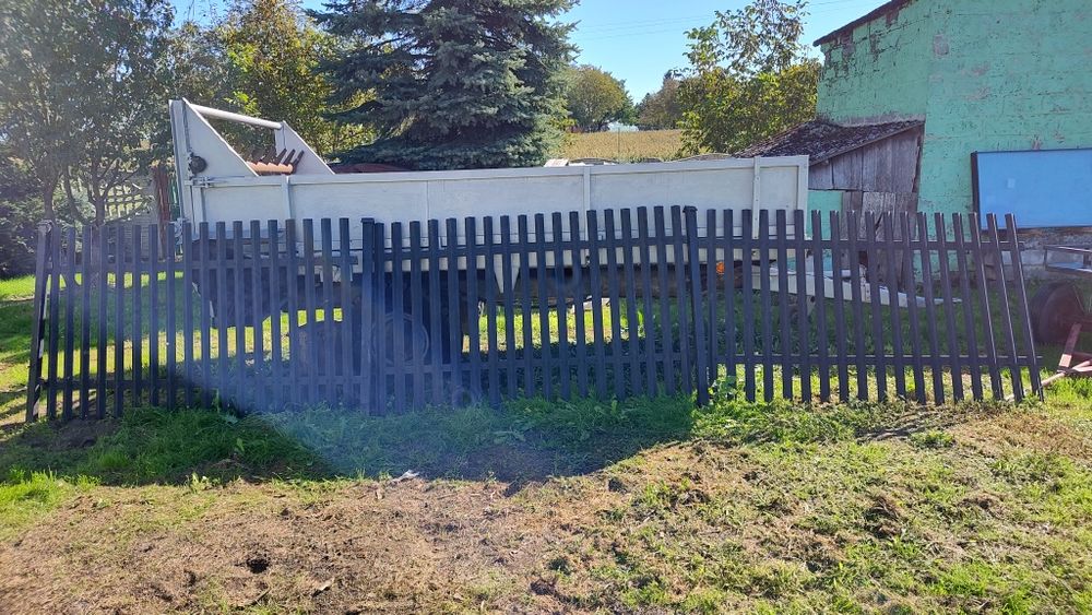 Przęsła ogrodzeniowe i 3 słupki