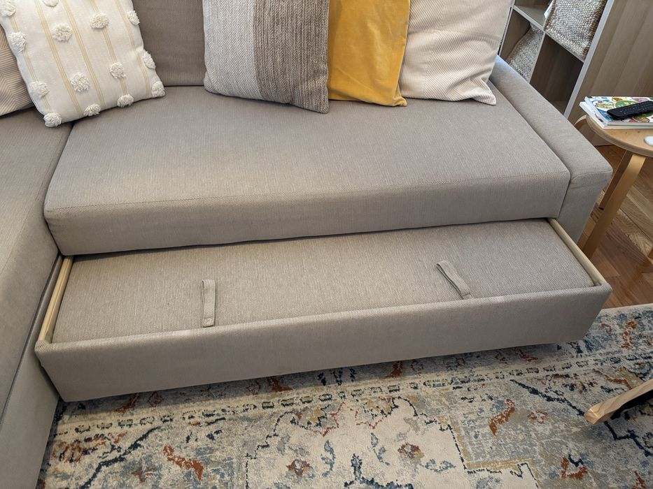 Sofá cama de 3 lugares com chaise long