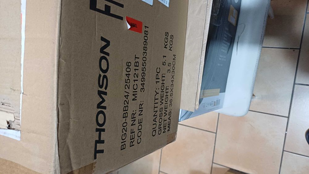 Wieża Thomson MIC121BT - mikrowieża z Bluetooth, CD, USB, FM.