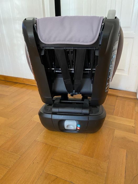 Maxi-Cosi, model Opal.