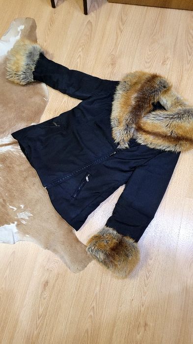 Куртка утеплена жіноча