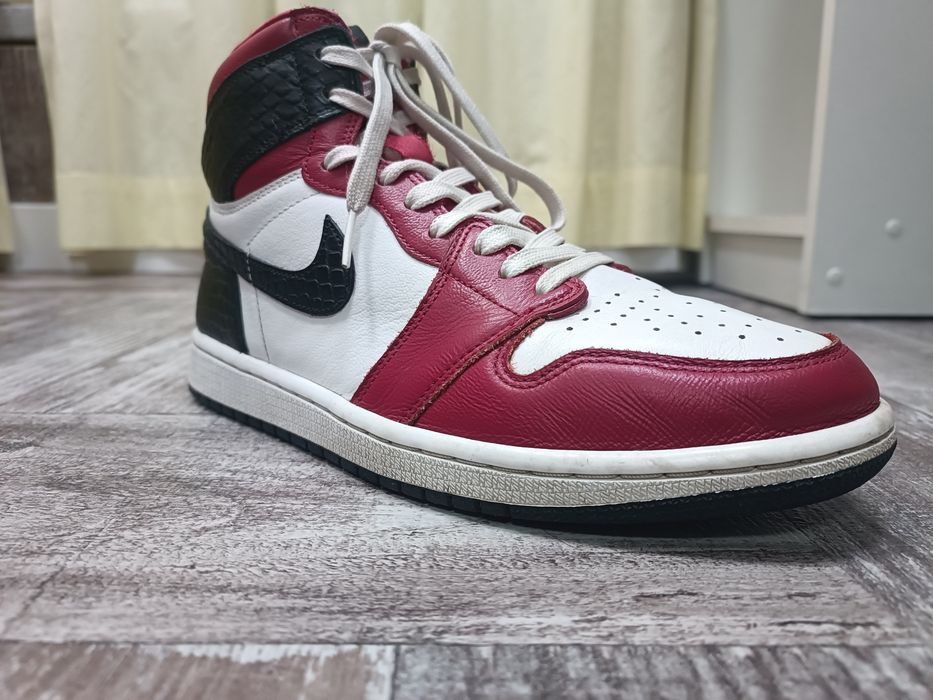 Nike Air Jordan 1 High Satin Snake Red