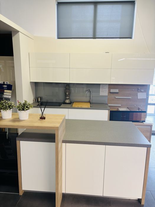 Meble kuchenne plus wyspa