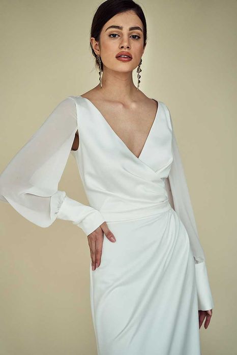 Suknia slubna gladka prosta mia lavi 2201