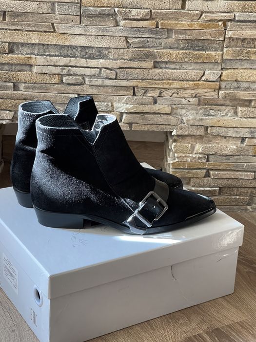 Жіночі козаки фірми Dizel