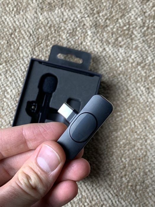 Продаю мікрофон в ідеальному стані (для android/iphone)