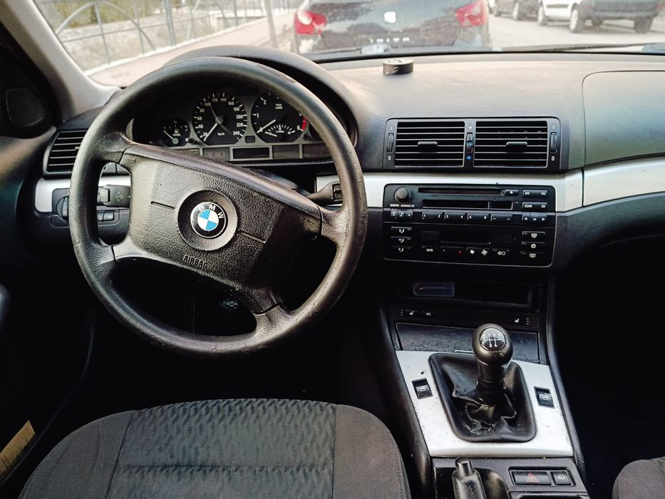 BMW 320d 2002 impecável