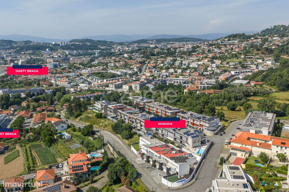 Moradia T4 | 345 m2 Área Bruta | Garagem | Logradouro | Fraião - Br...