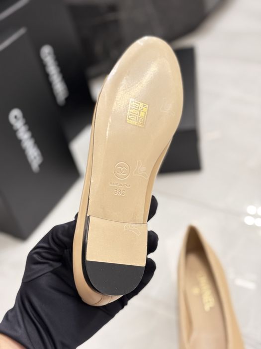 Baleriny Chanel beige leather