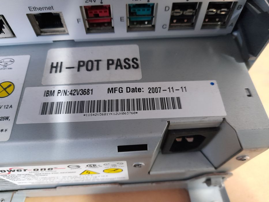 computador registro com leitura de banda magnética e impressora