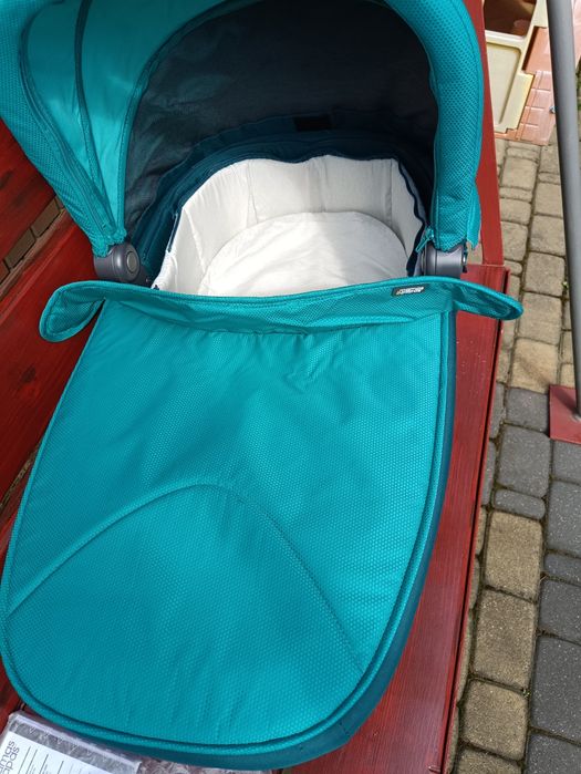 Wózek spacerowy i gondola