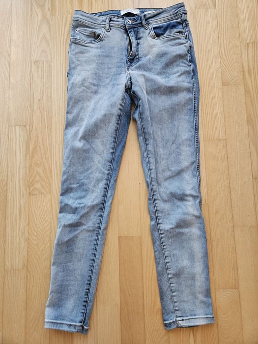 Jasne jeansy slim Reserved 28/32 męskie