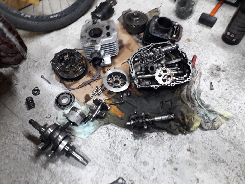 Продам два  мотора