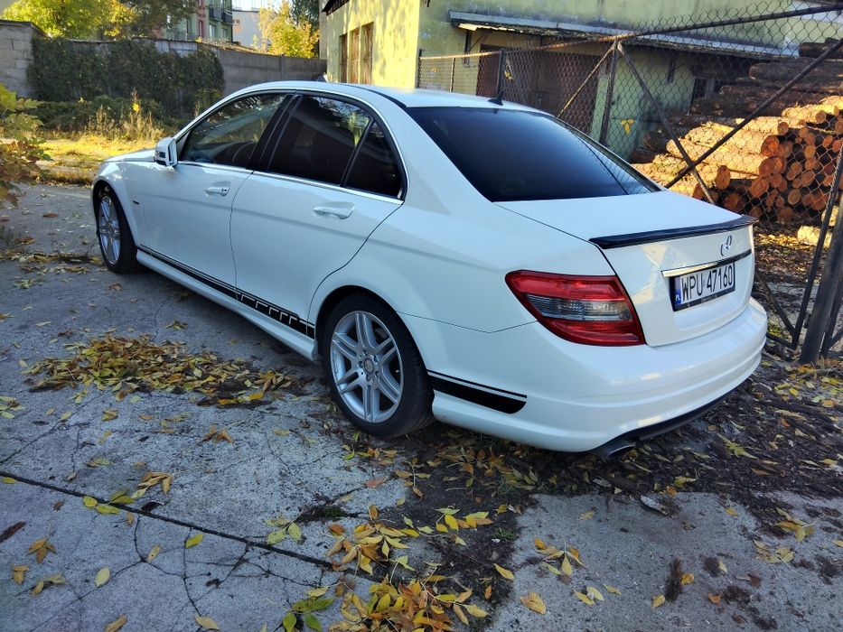 Mercedes  Benz W204