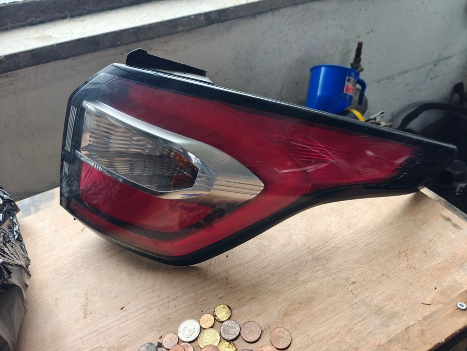 Lampa Ford Kuga MK2 Lift