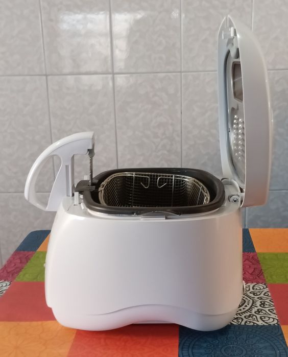 Fritadeira Elétrica Moulinex Supremia
Modelo AS 5