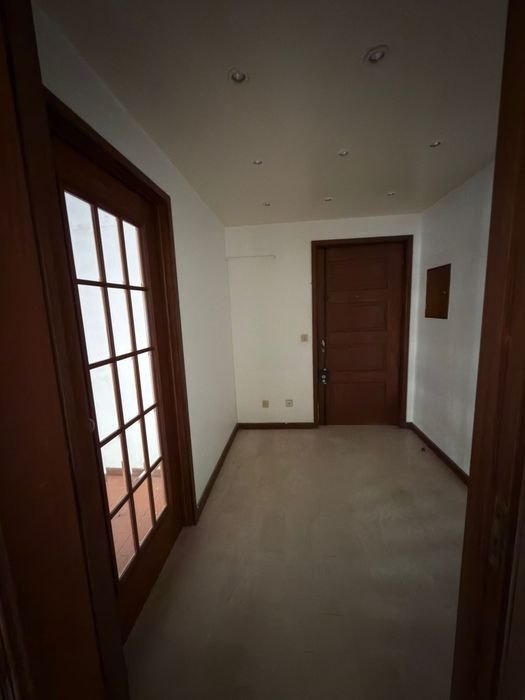 Apartamento T4 no centro de Espinho