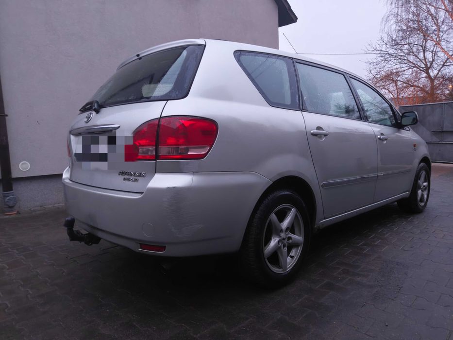 Toyota Avensis Verso klimatyzacja hak