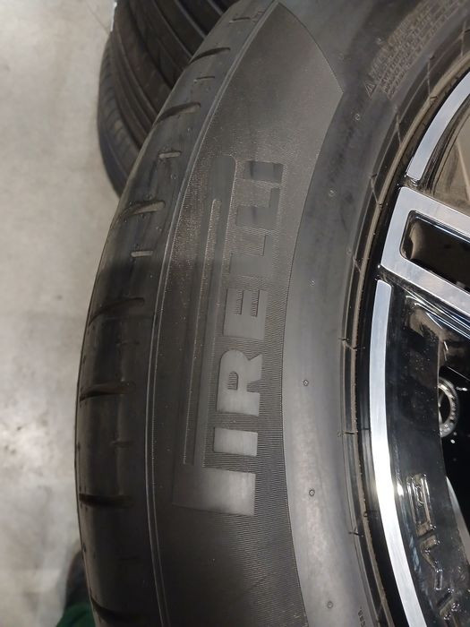 Літні Шини БВ 275/50 R20 Pirelli P Zero   Склад