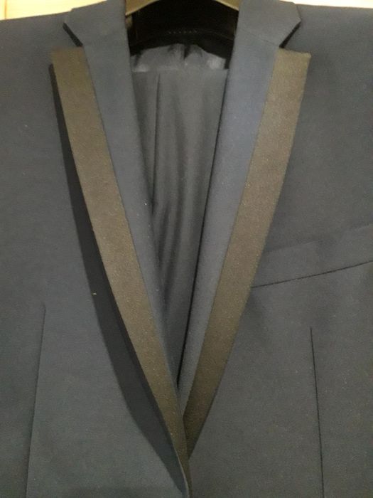 Męski garnitur elegancki