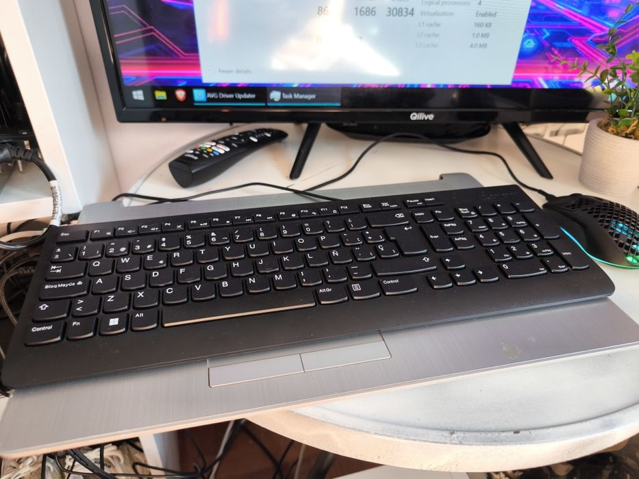 Desktop Modificado Gaming i3 10300H 8GB Ram Intel HD Fortnite Csgo2