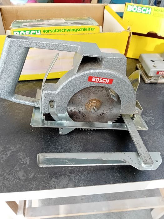 Zestaw narzędzi bosch przystawek na wiertarkę bosch
