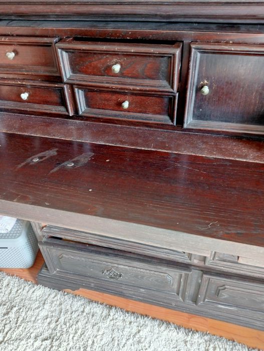 Cómoda em madeira maciça para restauro