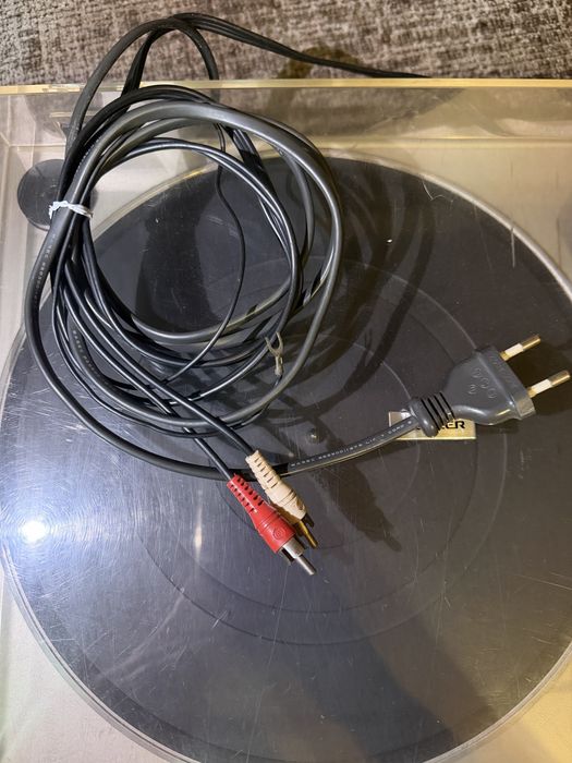 Gira-Discos Pioneer PL-120
