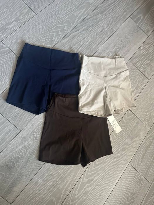 Шорти oysho нові