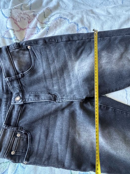 Теплі жіночі джинси в хорошому стані