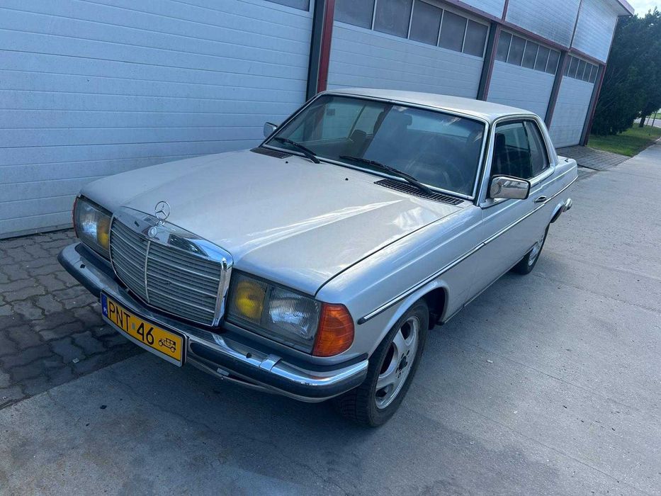 Mercedes-Benz W123