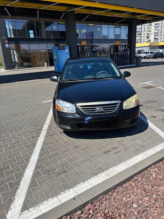 Автомобіль KIA Cerato в хорошому стані